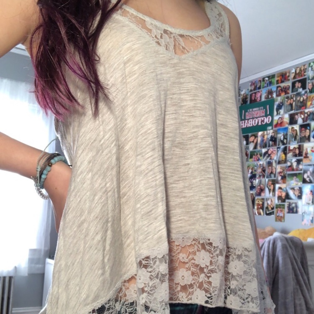 3/$23 grey flowy abercrombie tank